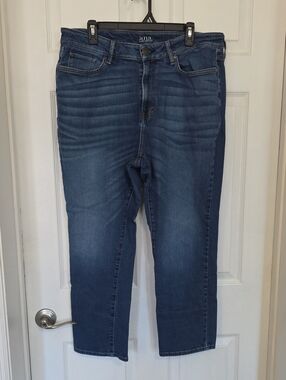 a.n.a. Cropped Jeans